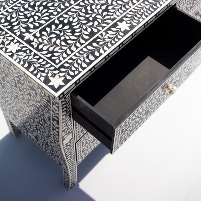 Arts & Crafts French-Inspired Arabesque Inlay Six-Drawer Chest – Black by House of Jaipur For Sale - Image 3 of 6