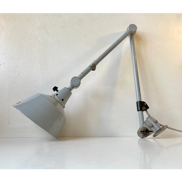 Articulated Grey Industrial Wall Sconce by Curt Fischer for Midgard, 1930s For Sale - Image 6 of 15
