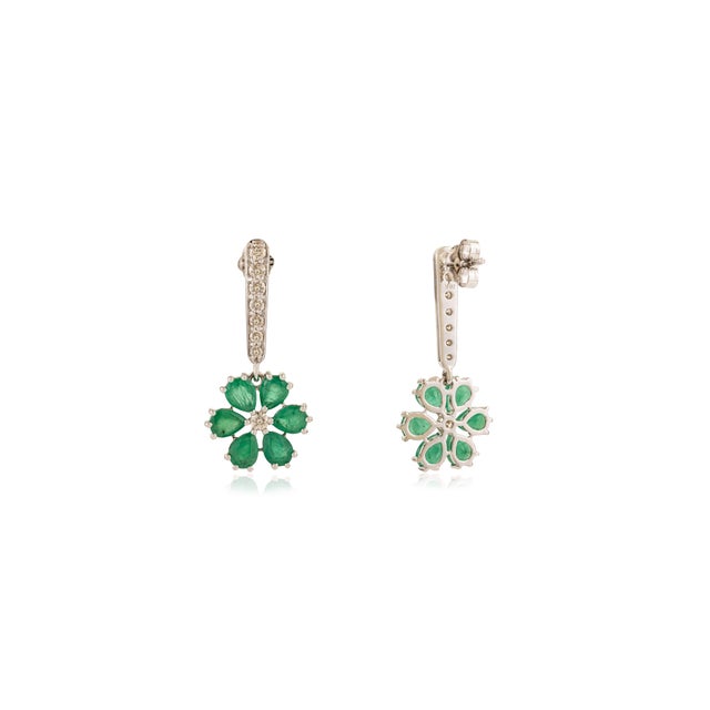 VRJewels 3.33Ct Emerald & Diamond Floral Drop Earrings in 18k Solid White Gold- 2 Pieces For Sale In New York - Image 6 of 11