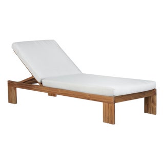 Paradiso Outdoor Teak Chaise - Light Gray Fabric For Sale