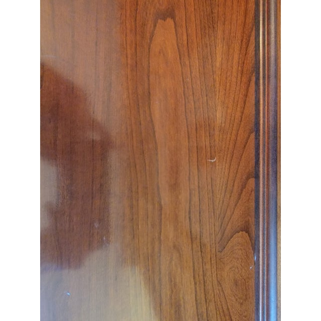 1971 Pennsylvania House Solid Cherry Colonial China Cabinet Hutch (Van Sciver Retailer) For Sale - Image 15 of 15
