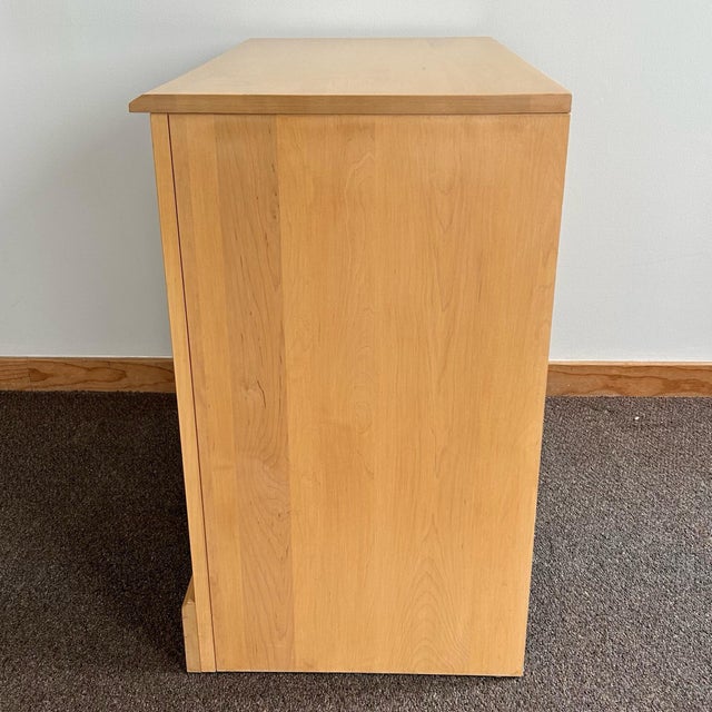 Ethan Allen American Dimensions Maple 3dr. Bachelor’s Chest For Sale - Image 11 of 12