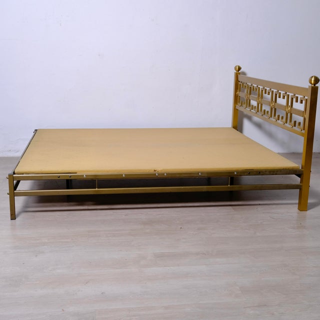 Italian Brass Double Bed from the 1970s For Sale - Image 16 of 18