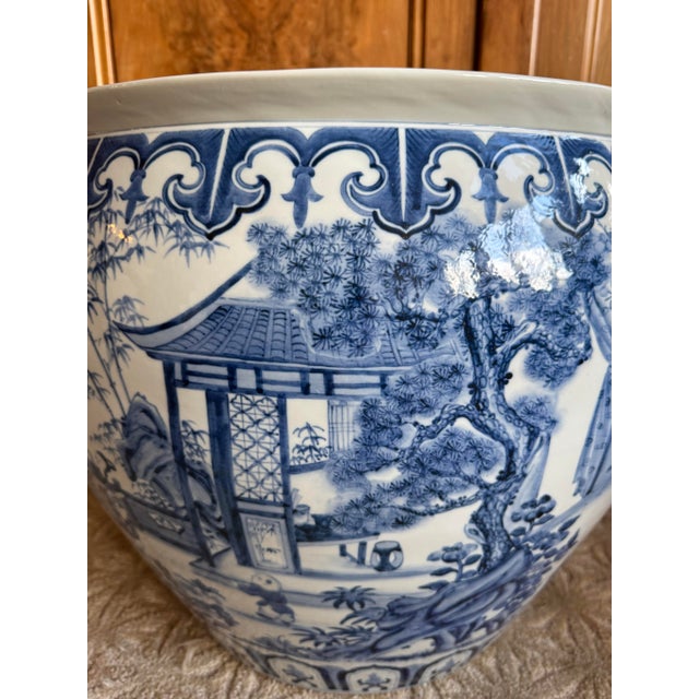Oversized Blue & White Chinoiserie Cachepot | Grand Scale Planter For Sale In Philadelphia - Image 6 of 10