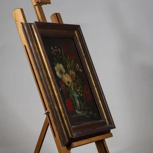 Still life with flowers painted on panel, signed, complete with frame, made in the 20th century. Category antique style...