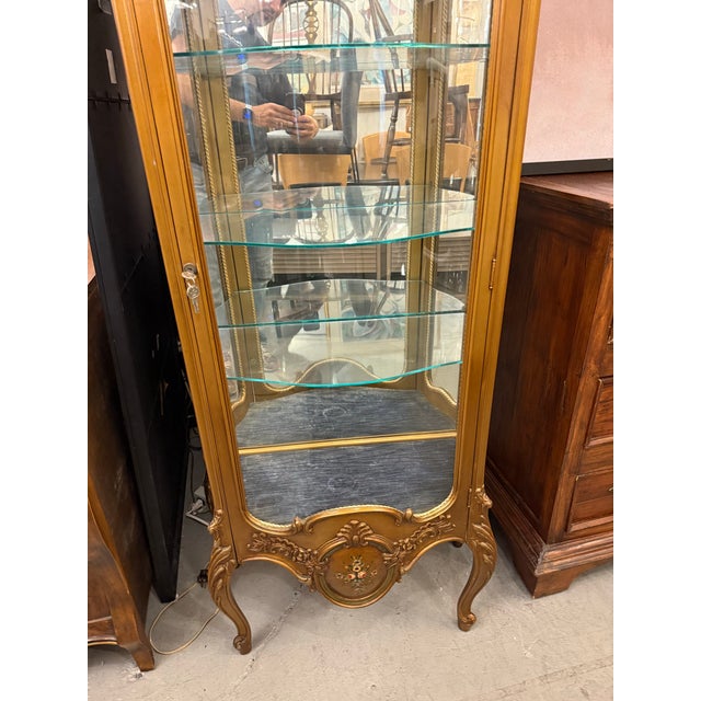 Gold Louis XV Style Giltwood Curio Display Cabinet, 1970's For Sale - Image 8 of 14
