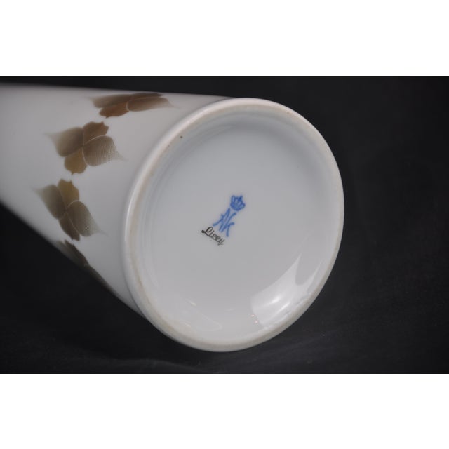 German Vase with Gold Drawings from Ak Kaiser, 1960s For Sale - Image 4 of 8