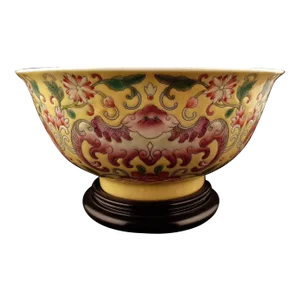 Early 20th Century Chinese Porcelain Fu Bats Bowl