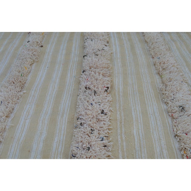 Mid 20th Century Striped Silk Motif Moroccan Blanket For Sale In New York - Image 6 of 7