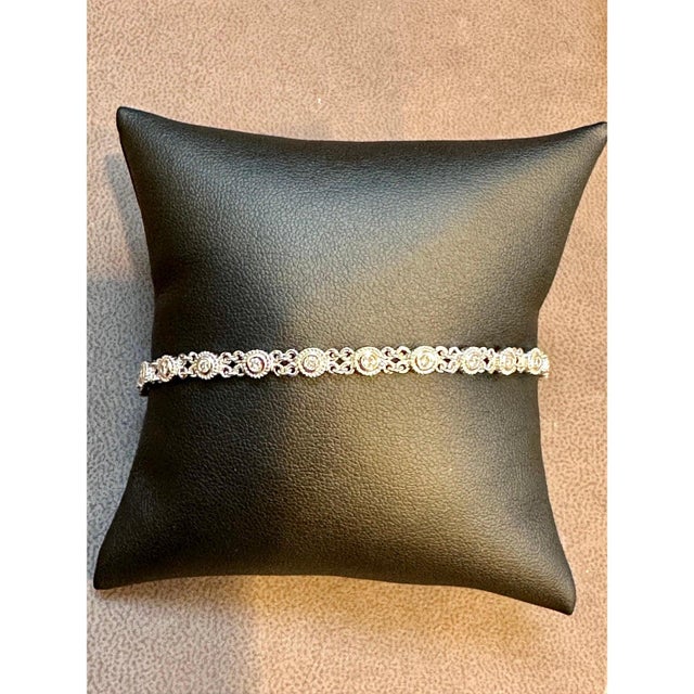21 Round Diamond 4-5 Pointer Each Tennis Bracelet in 14 K White Gold, 1.0 Ct For Sale In New York - Image 6 of 11