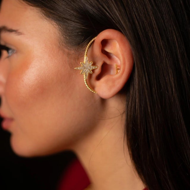 North Star Sparkle Gold Vermeil Unique Ear Cuff For Sale - Image 4 of 8