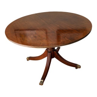 1980s Henredon 45 Inch Round Table With One Leaf For Sale