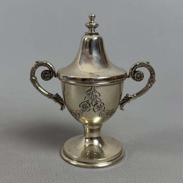 800 Silver Cup with Lid Engraved Floral Figure, 1970s For Sale - Image 11 of 11