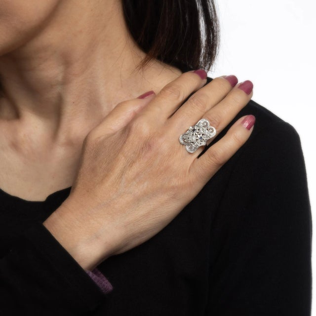 Vintage Art Deco Diamond Sapphire Ring 14k White Gold Filigree 6 Dinner Jewellery size 6 For Sale In Los Angeles - Image 6 of 7