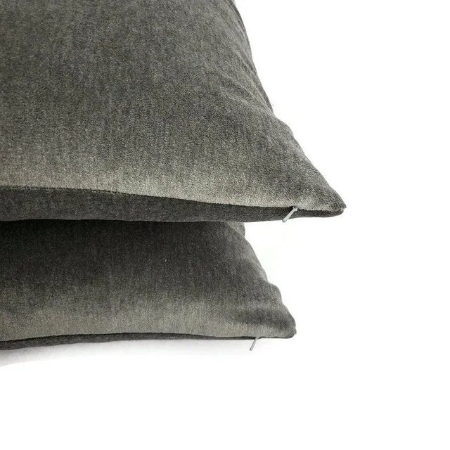 Holly Hunt New Fortune in Horseshoe Pillow Cover For Sale In Portland, OR - Image 6 of 7