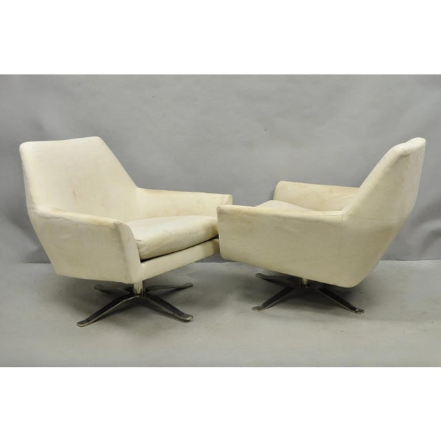 West Elm Lucas Healthcare Swivel Chrome Base Modern Lounge Arm Chair - A Pair For Sale - Image 12 of 17