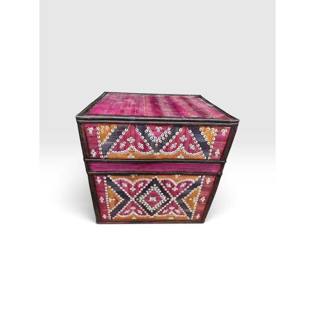 1980s 1980s Handcrafted African Storage Boxes With Cowrie Shell Decoration – Set of Three For Sale - Image 5 of 10