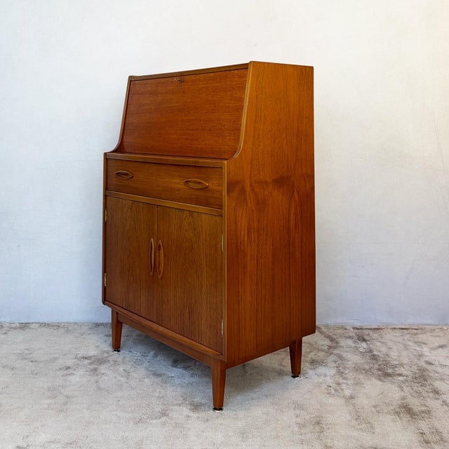 Mid-Century Modern Jentique Teak Writing Bureau, 1960s For Sale - Image 3 of 13