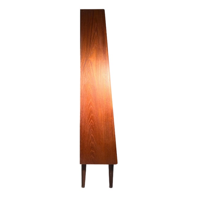 Vintage Danish Modern Designer Bookcase / Milo Baughman For Sale