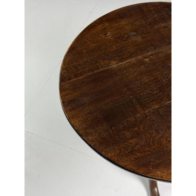English Tilt Top Table in Oa For Sale - Image 5 of 18