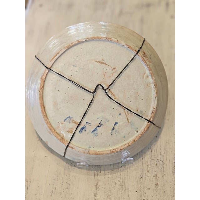 Rustic European Mid 19th Century Spanish Ceramic Fajalauza Bowl From Granada For Sale - Image 3 of 7