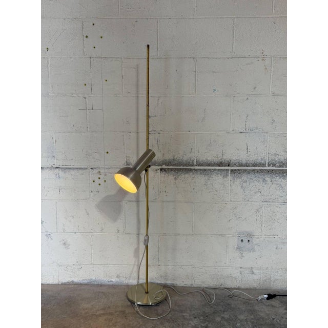 Mid-Century Modern Brushed Metal and Brass Adjustable Spotlight Task Floor Lamp Vintage Mid-Century Modern For Sale - Image 3 of 11