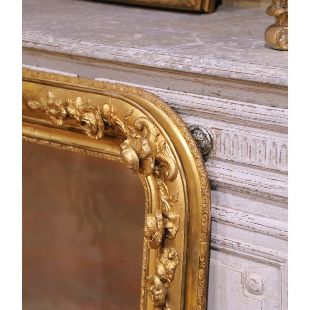 19th Century French Louis Philippe Giltwood Mirror With Floral Relief Décor For Sale - Image 4 of 8