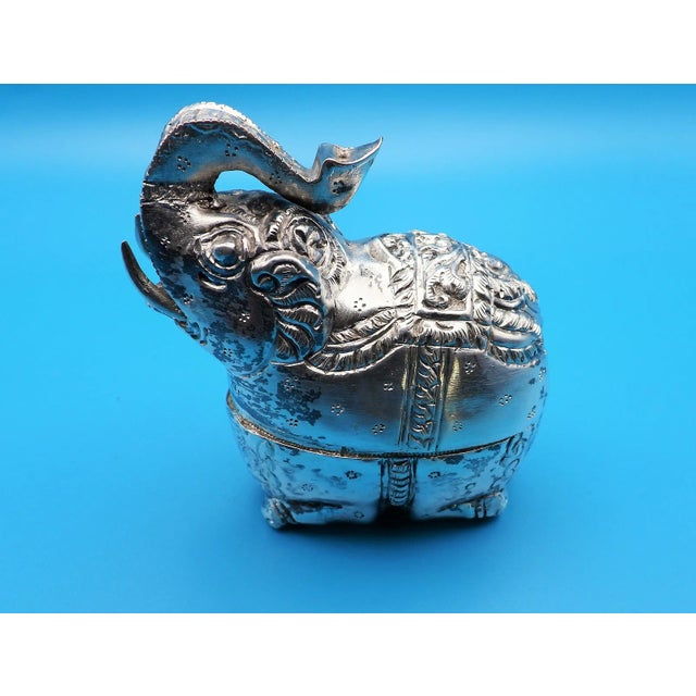 This fabulous vintage South East Asia elephant shaped box is created in gorgeous .500 fine silver. This marvelous standing...