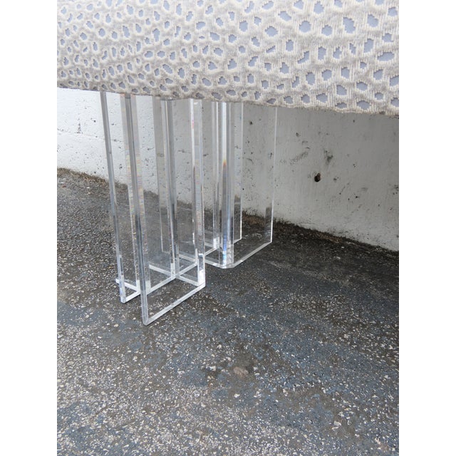 Mid Century Modern Long Lucite End of the Bed Dining Table Bench 6374 For Sale - Image 17 of 18