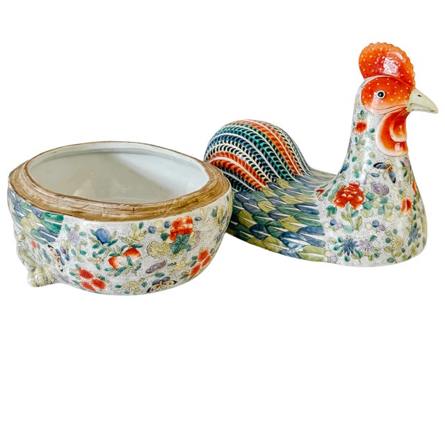 Late 20th Century Large Vintage Chinese Famille Rose Polychrome Enamel Rooster Form Covered Box & Tureen For Sale - Image 5 of 15