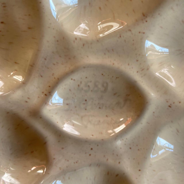 French Majolica Oyster Plates from Saint Clément, 1960s, Set of 4 For Sale - Image 6 of 8