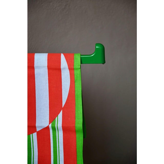 Plastic Vintage Italian Space Age Futuristic Green Plastic Towel Rack, 1980s For Sale - Image 7 of 9
