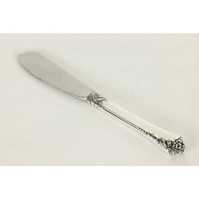 Mid 20th Century Oneida Heirloom Damask Rose Sterling Silver Master Butter Knife, No Mono For Sale - Image 6 of 6