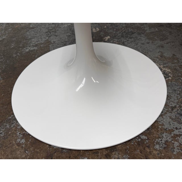 Eero Saarinen for Knoll Tulip Armless Swivel Chairs, Set of Four For Sale - Image 11 of 12