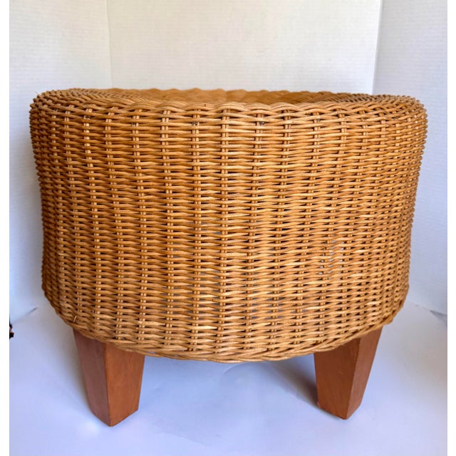 Brown 1970s Boho Chic Round Wicker Ottoman Footstool With Wood Legs For Sale - Image 8 of 10