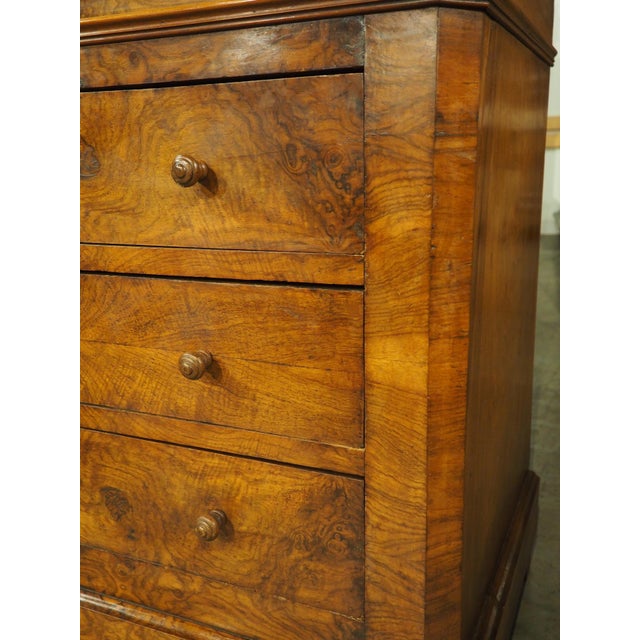 Antique French Burl Walnut Louis Philippe Style Commode White Carrara Marble Top, Late 1800s For Sale - Image 10 of 18