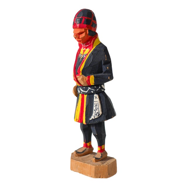 Mid-20th Century Scandinavian Traditional Hand-Carved Saami Figure from Georg Jonsson, 1950s For Sale