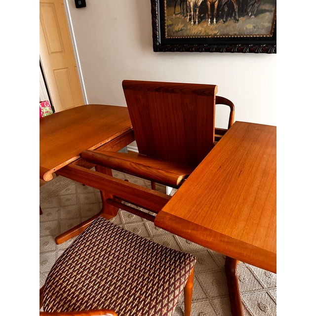 1970s Diethelm Scanstyle Extendable Dining Table (Circa 1970s) For Sale - Image 5 of 15