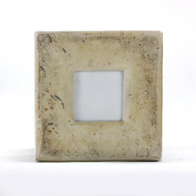 Chinese A Pair19th Century of Square Cantonese Porcelain Vases For Sale - Image 3 of 13