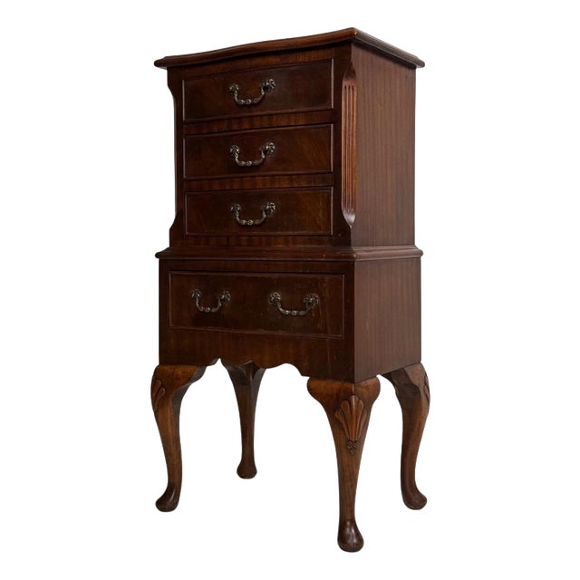 Antique Early 20th Century English Edwardian Mahogany Chest of Drawers For Sale