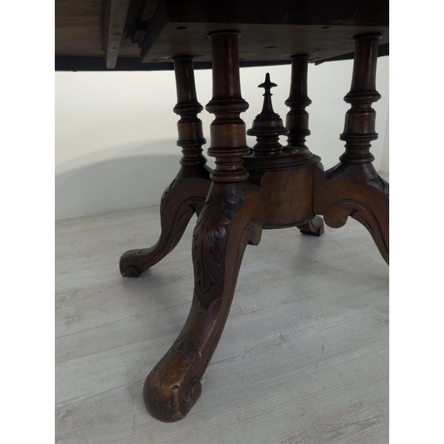 Antique Oval Coffee Table in Mahogany with Marquetry For Sale - Image 4 of 15