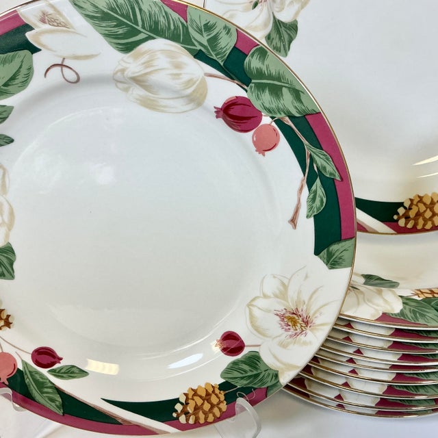 Late 20th Century Vintage Coastal Boho Chic Magnolia Christmas Dinner Plates - Set of 12 For Sale - Image 11 of 11