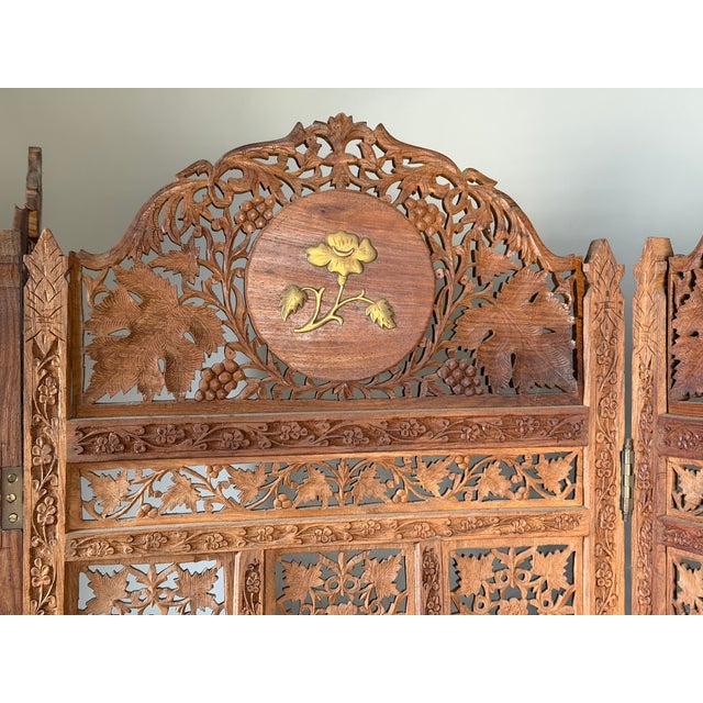 Wood Early 20th Century Anglo-Indian Carved Teak Four-Panel Screen With Applied Brass Floral Decoration For Sale - Image 7 of 13