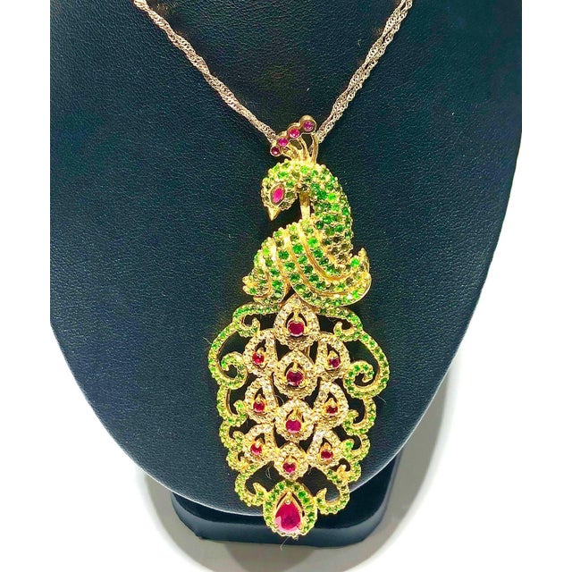 Bochic "Orient" Natural Ruby & Peridot Peacock Brooch/Pendant Set 18K & Silver For Sale In New York - Image 6 of 18