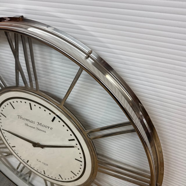 Thomas Moore Sloane Street Wall Clock For Sale - Image 4 of 11