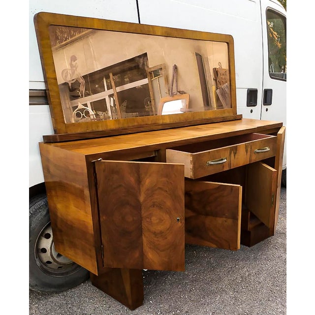 Art Deco Italian Credenza in Walnut with Mirrors For Sale - Image 14 of 18
