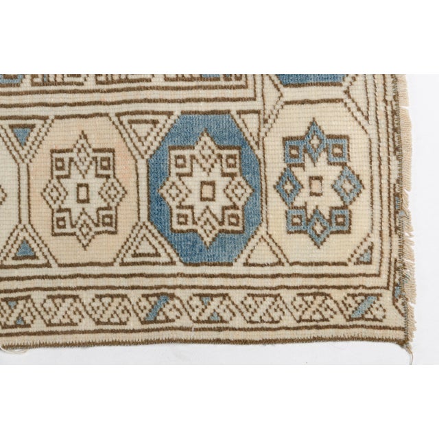 Mid 20th Century Geometric Anatolian Home Living Rug For Sale - Image 9 of 10