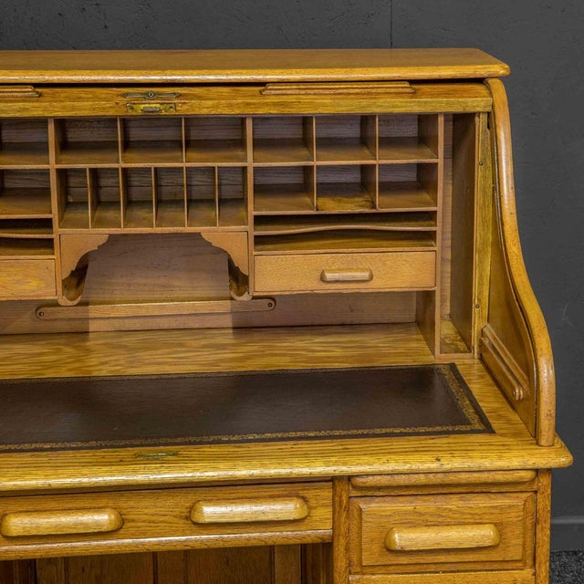 Early 20th Century Oak Roll Top Desk For Sale - Image 11 of 17