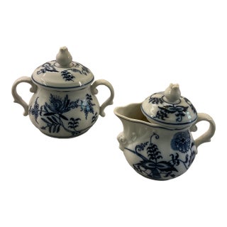 1950s Blue Danube Blue Onion. Creamer and Lidded Sugar Bowl. Hal Sey Fifth Japan For Sale
