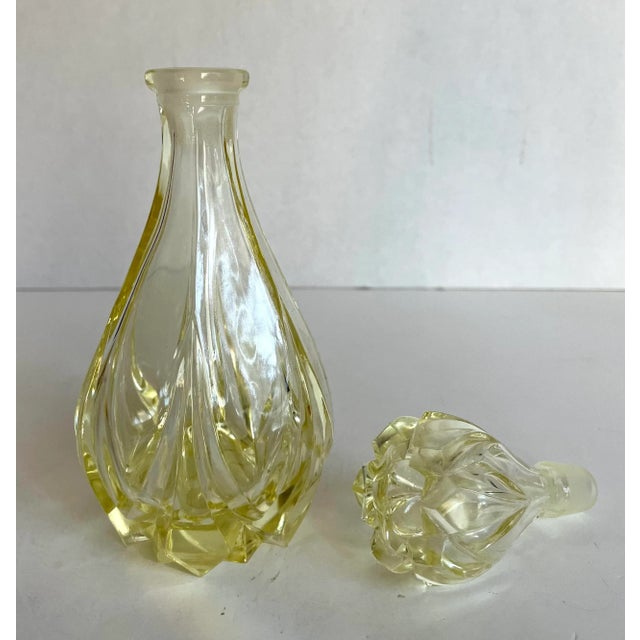 1920's Art Deco Yellow Glass Perfume Bottle by Irice Made in Germany For Sale - Image 9 of 12